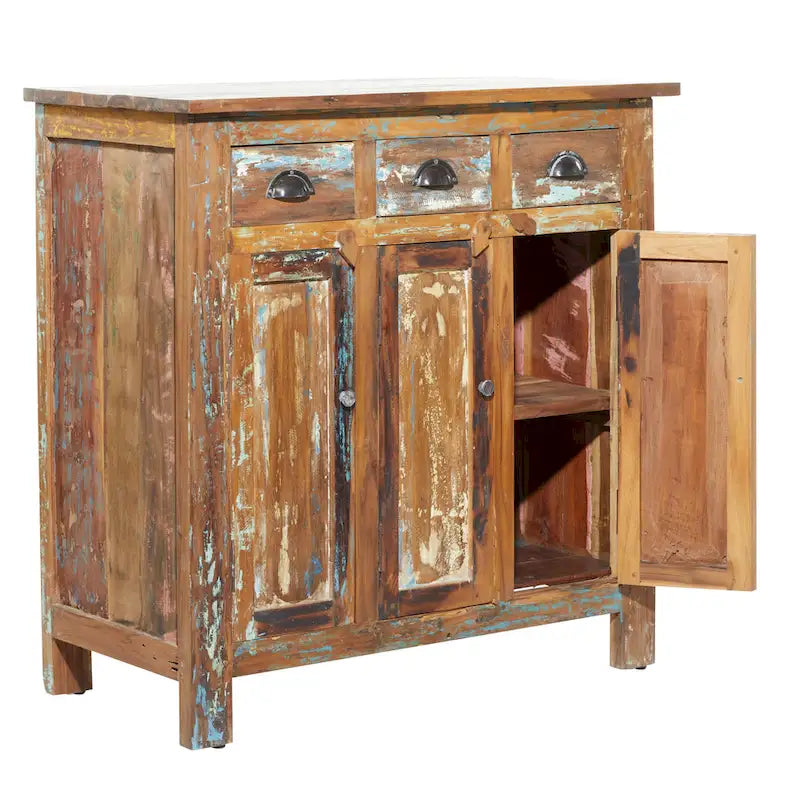 Armoire artisanale en bois brun