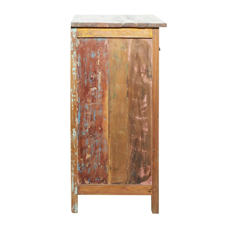 Armoire artisanale en bois brun