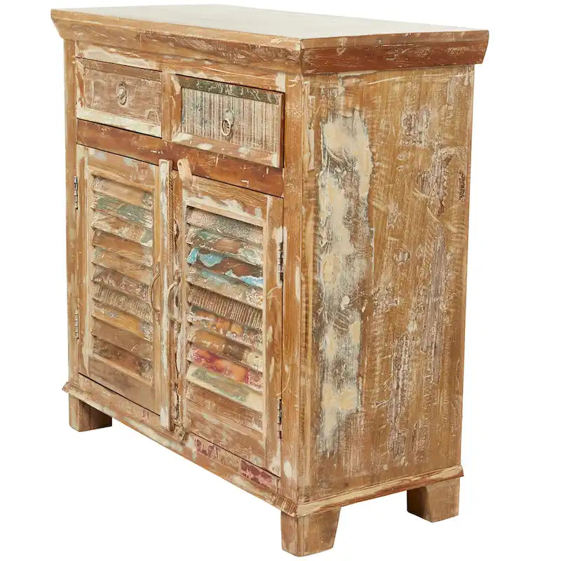 Armoire artisanale en bois brun